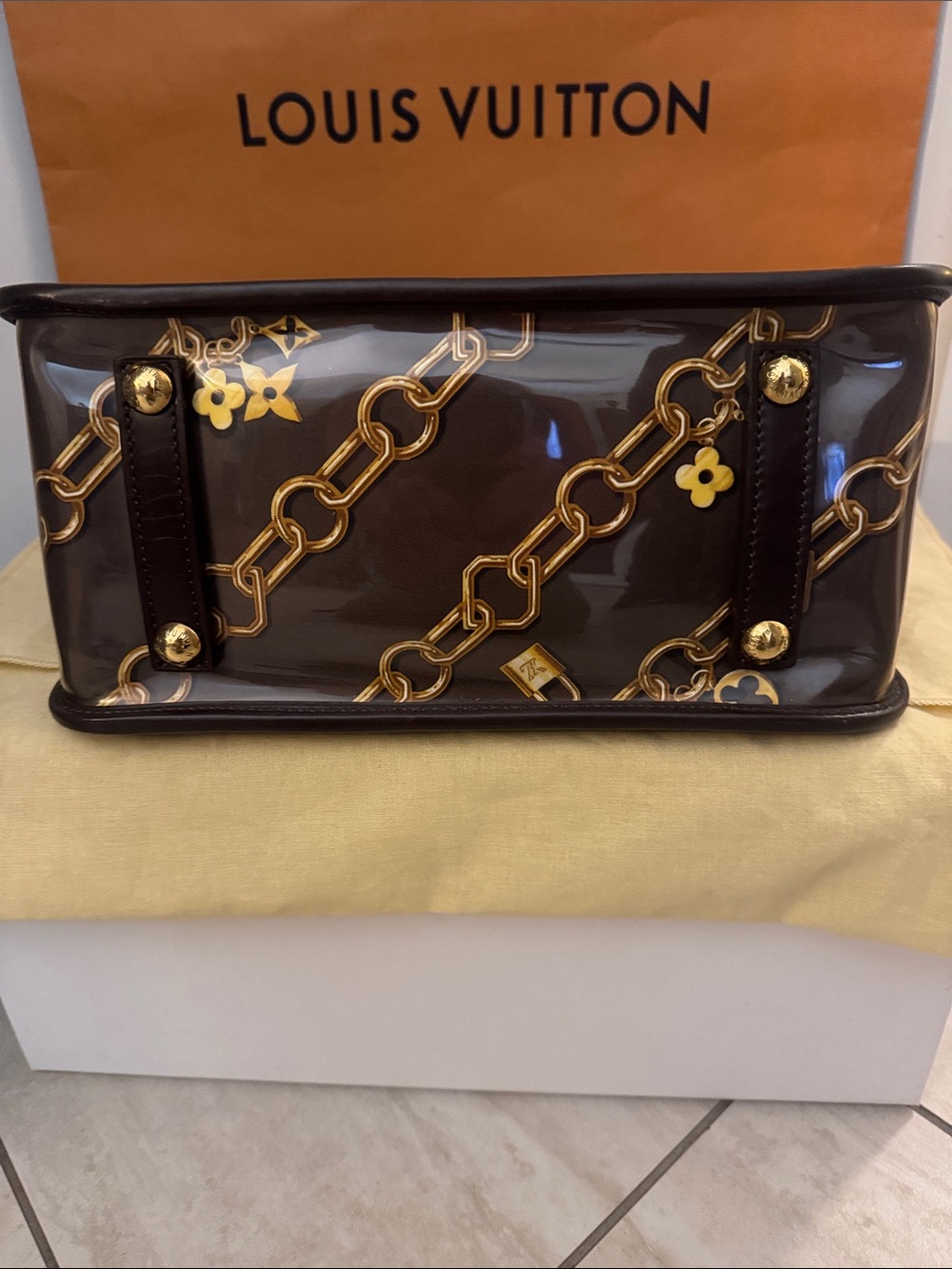Louis Vuitton Brown and Gold Monogram Chain Shoulder Bag - Picture 4 of 13